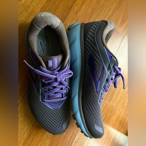 Brooks Ghost 12